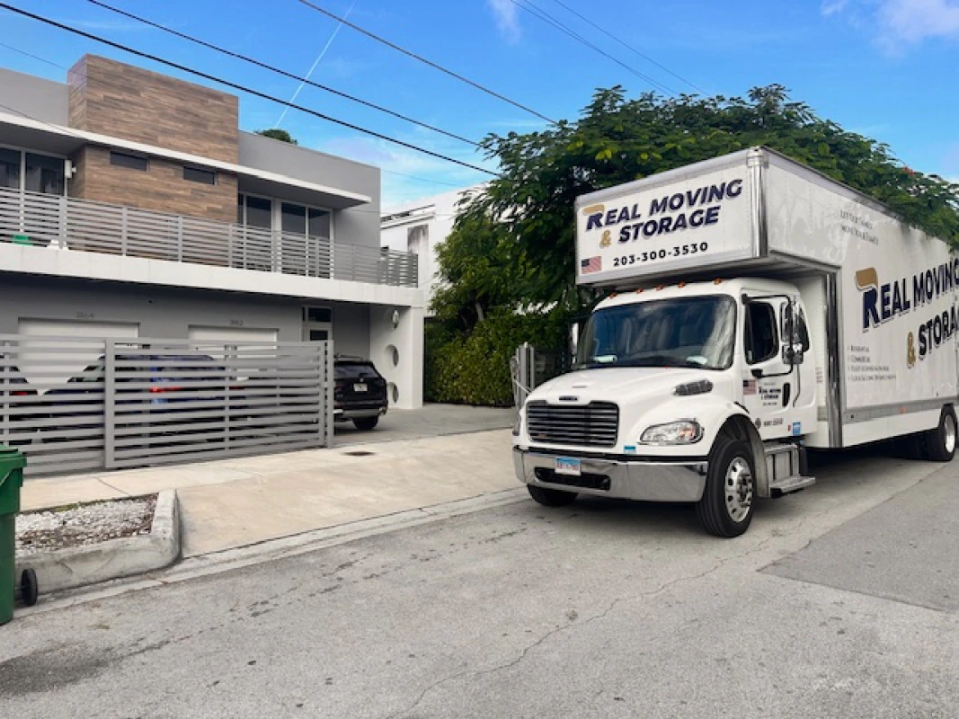Long Distance Moving Services in Fairfield CT