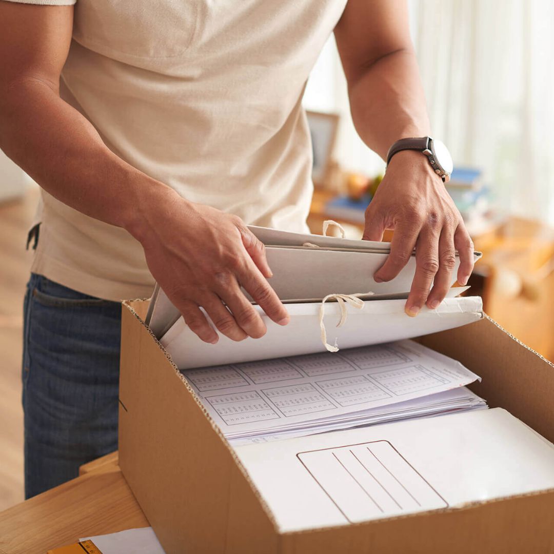 How to Pack Important Documents and Files for a Long-Distance Move