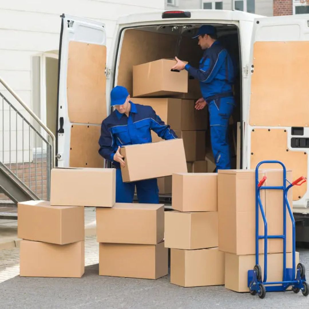How Moving Companies Use Technology to Stay Organized